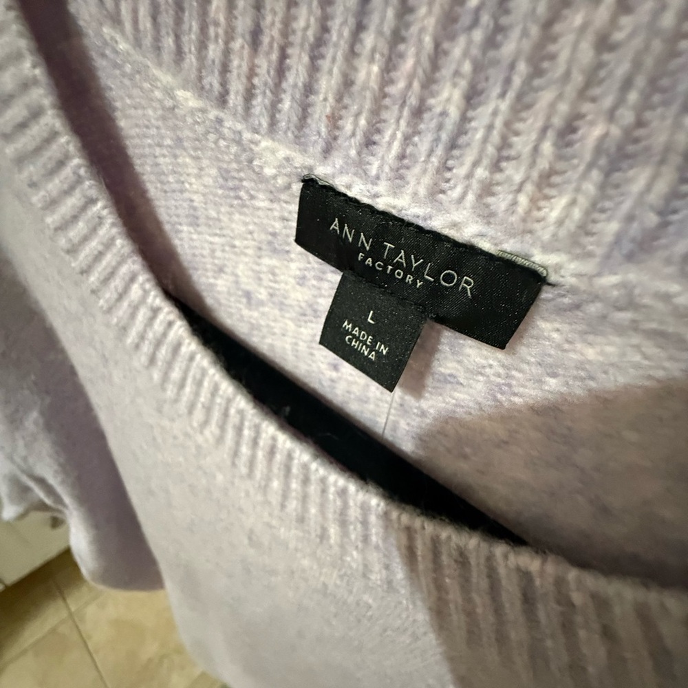 Ann Taylor Factory Women's Lavender Crew Neck Sweater